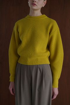 ベーシック ドロップ ショルダー ニット トップス - BASIC DROP SHOULDER KNIT TOPS - YELLOW