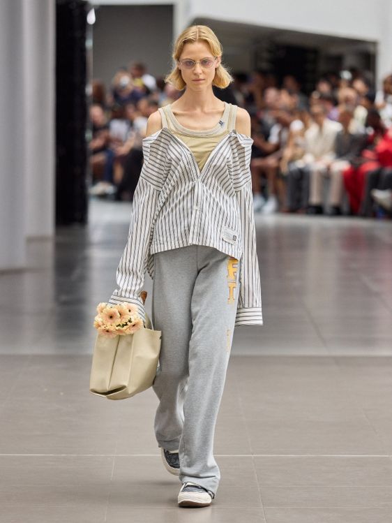 【レディース】 リサイズド スウェットパンツ - CLG PRINT RESIZED PT (GREY)