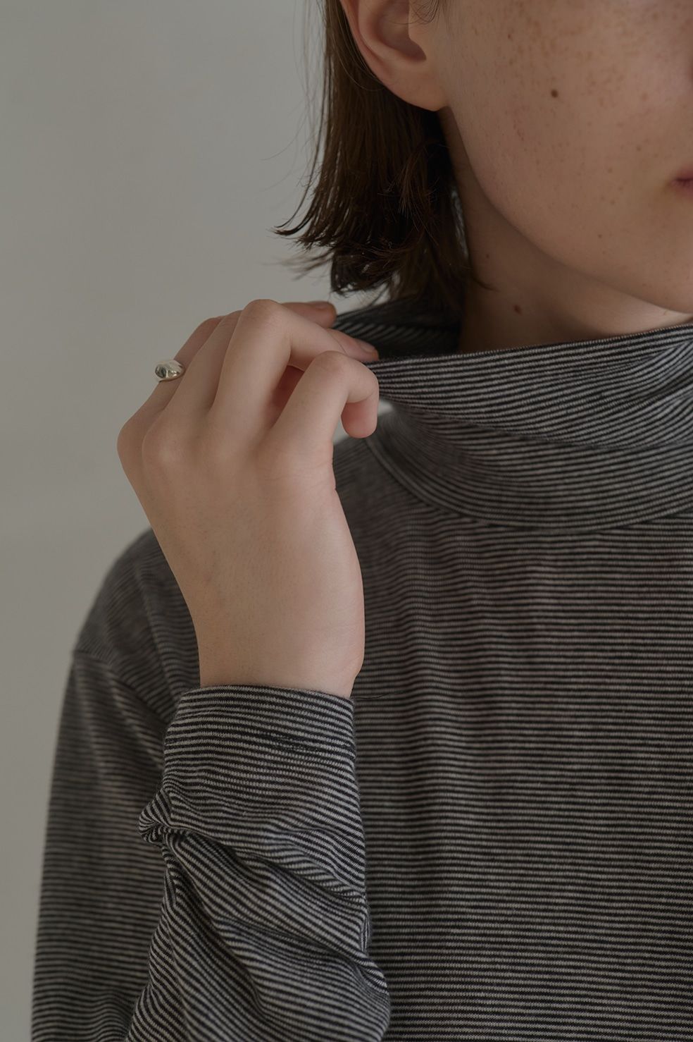 Ca/Si TURTLE CUT TOPS － カシミヤシルクカットソー