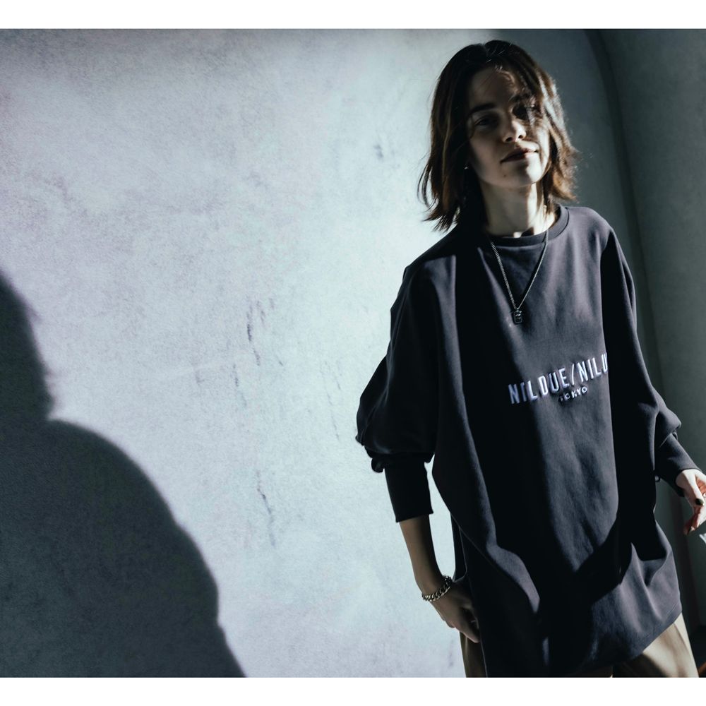 ロングスリーブ刺繍カットソー - LONG SLEEVE EMBROIDERY TEE - charcoal Gray
