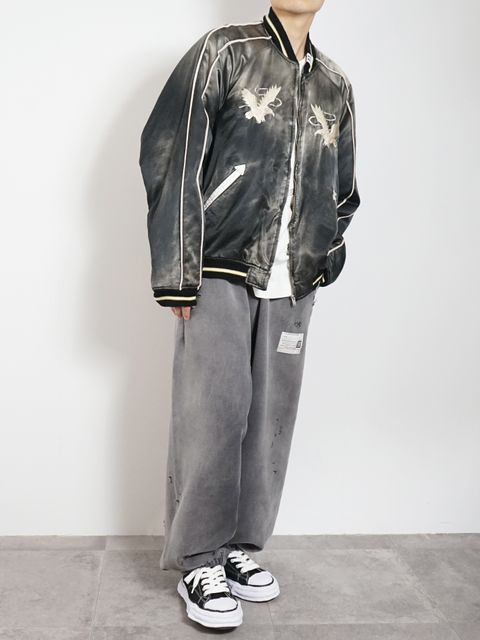 ミハラヤスヒロ 25SS｜スカジャン×ワイドパンツで魅せる最新ストリートコーデ