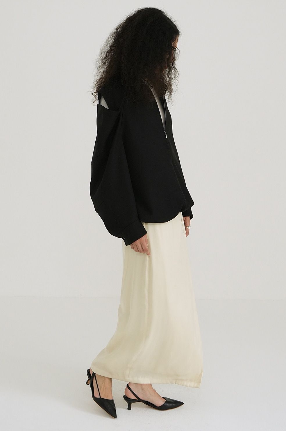 ハイネックハーフジップジャージートップス - 2WAY OFF SHOULDER MODE JERSEY TOPS - BLACK