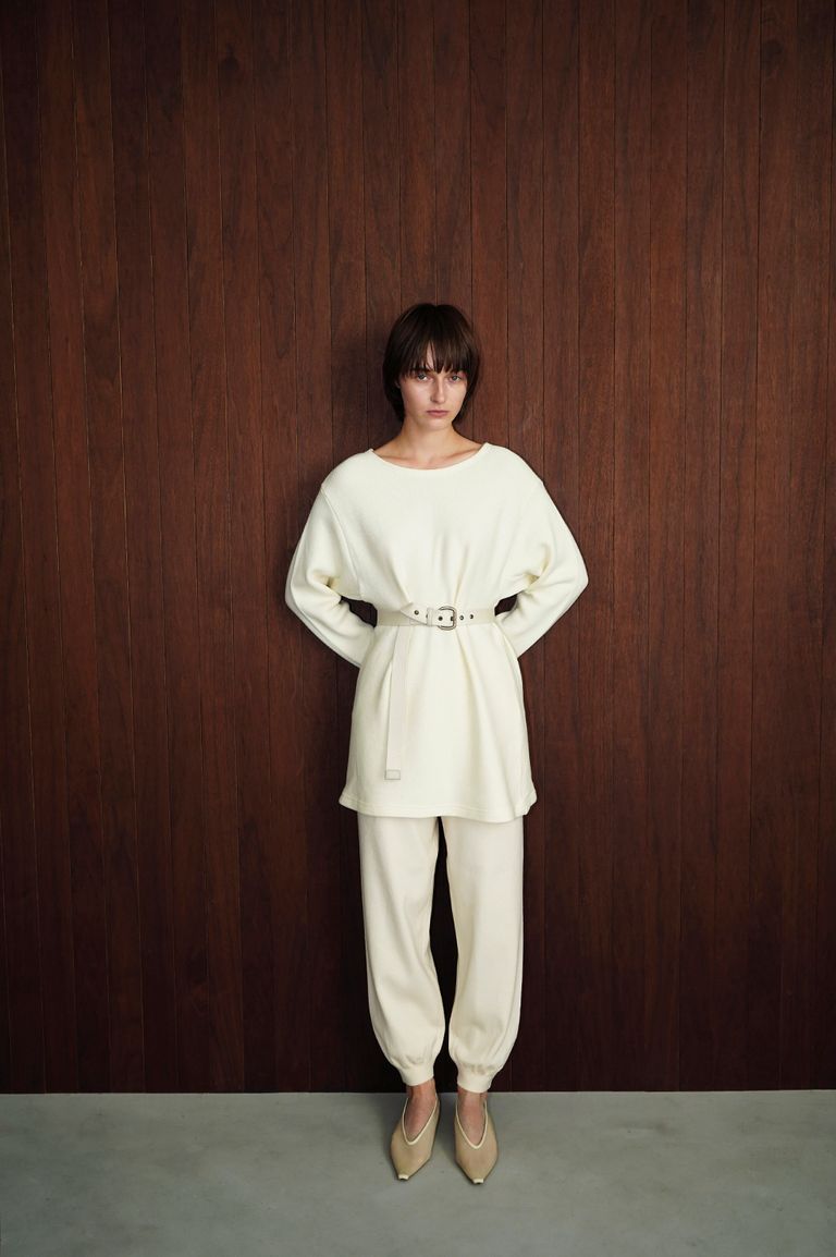clane_official - SLIM KNIT PANTS - color : ivory / brown size : 1