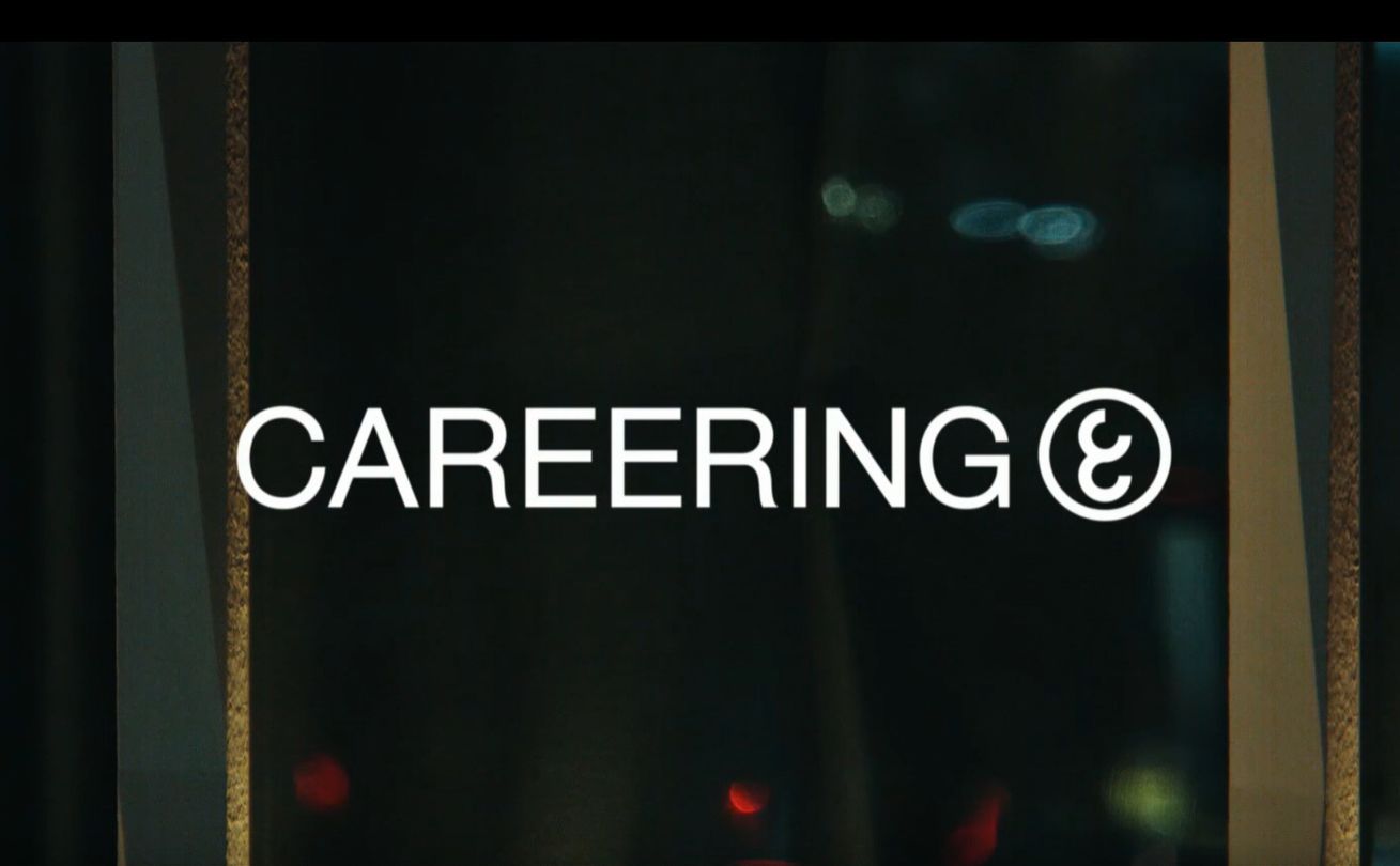 CAREERING 最新コレクション