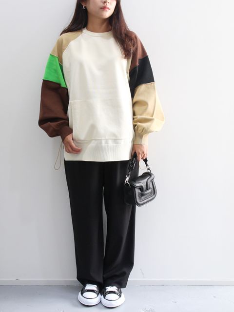 イージーでだけど女性らしいHeRIN.CYEの新作コーデ