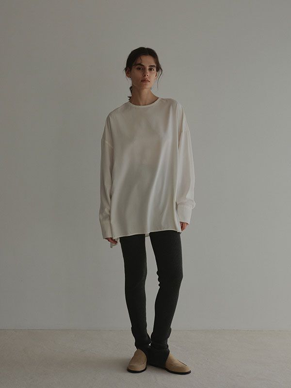 クルーネックオーバーサイズプルオーバー (OFF WHITE)
