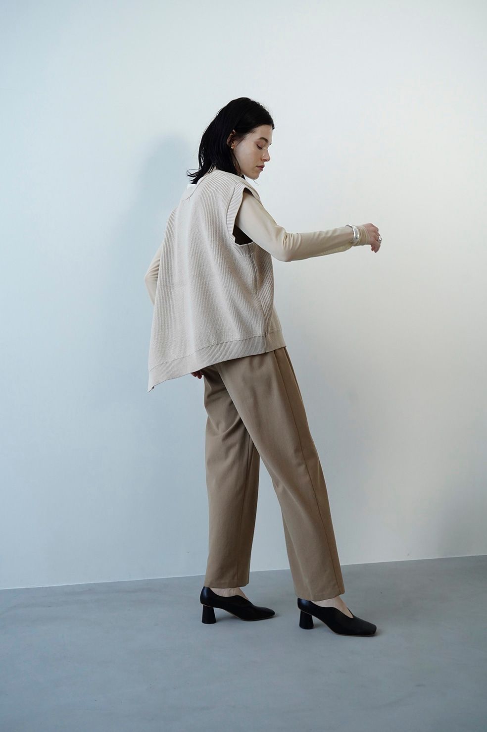 CLANE アシンメトリーショルダーポイントトップス カットソー