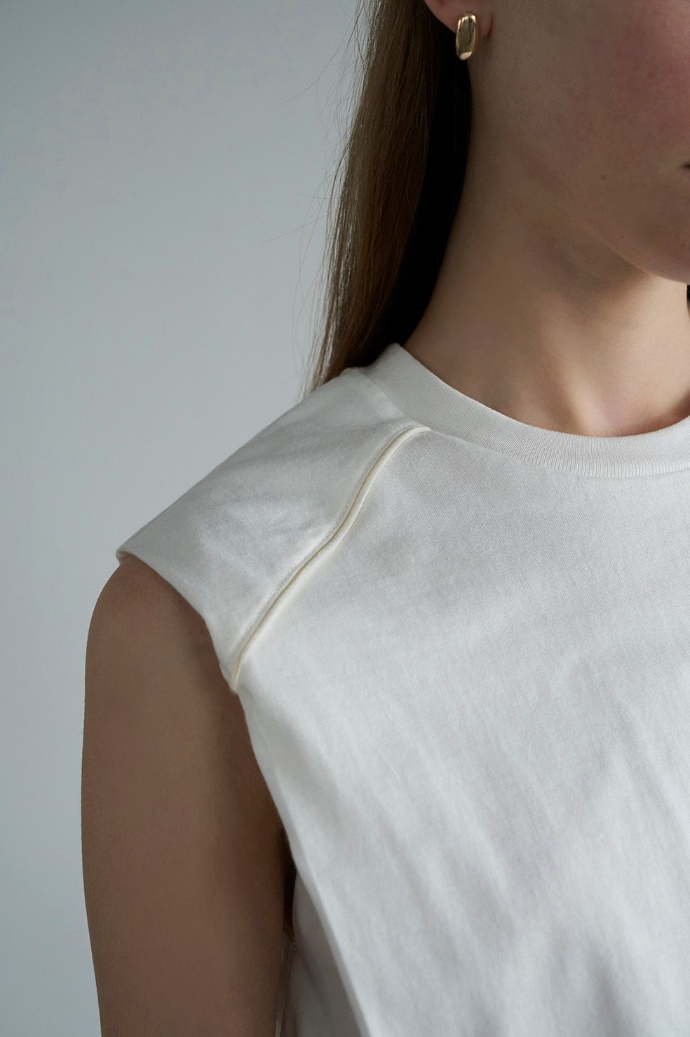 CLANE - ノースリーブトップス - POWER SHOULDER TOPS - WHITE