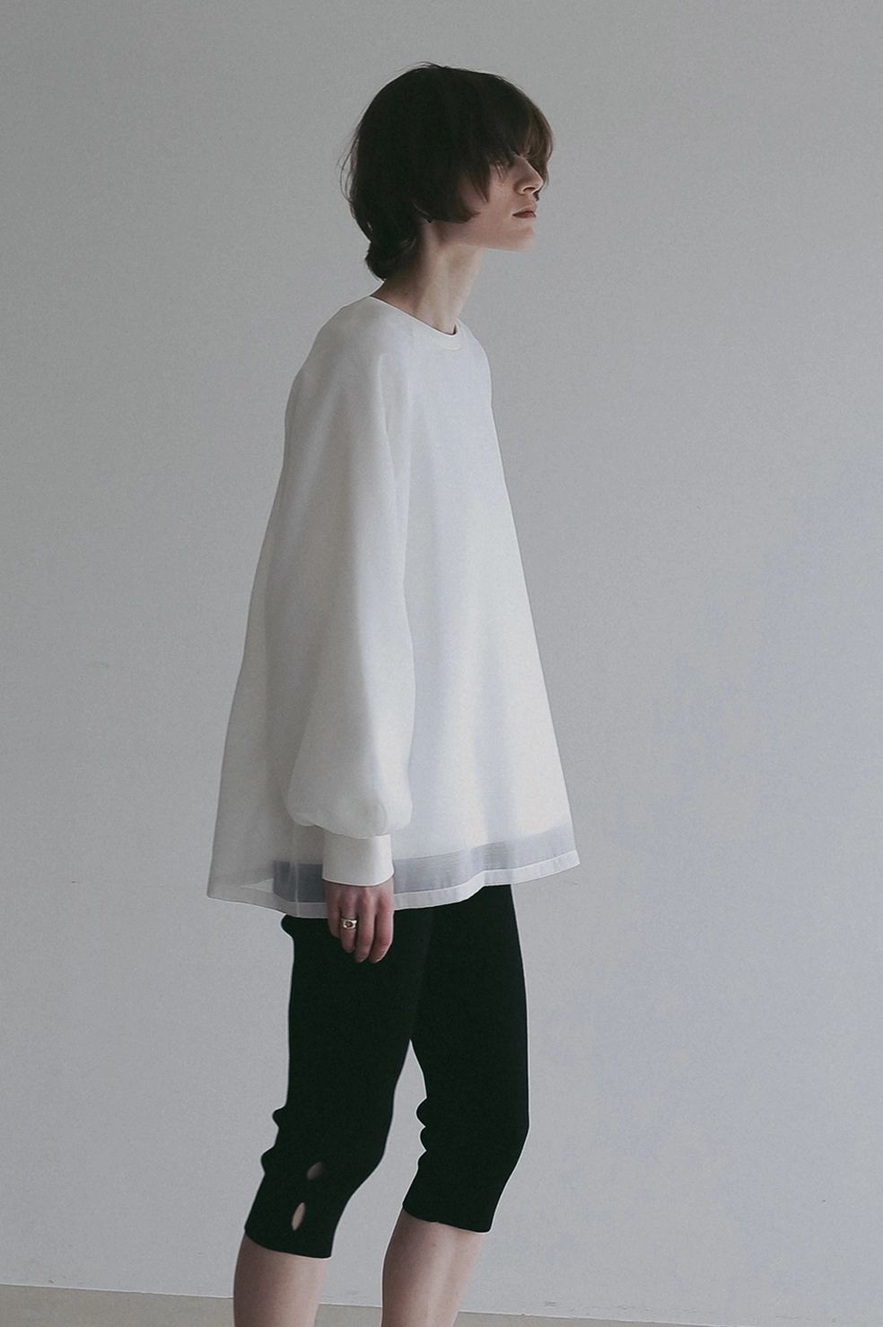 シアーレイヤード カットトップス | SHEER LAYERED CUT TOPS (WHITE)