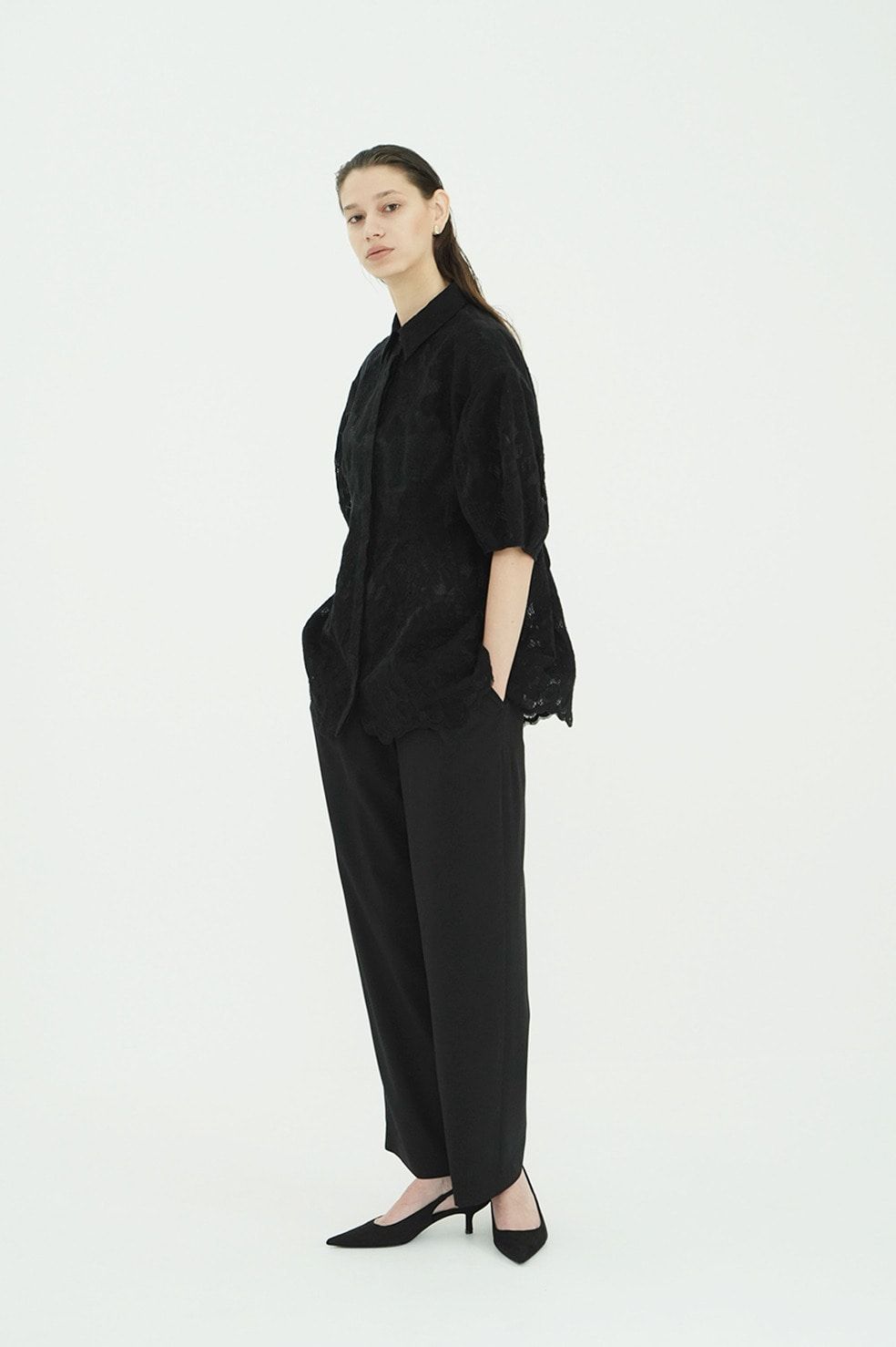 フラワーレーストップス -  FLOWER LACE WAIST SHAPE TOPS (BLACK)