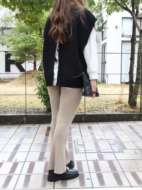 落ち着いた大人っぽいCLANEのコーディネート