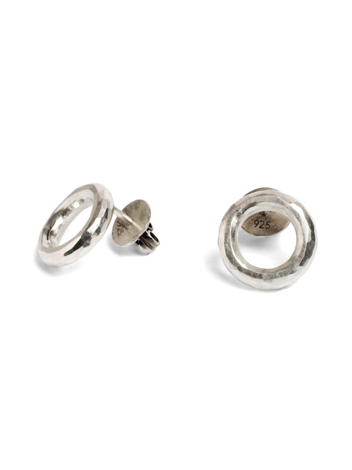 【両耳用】 ハンマード スタッズ リング ピアス - studs ring hammered - M4555