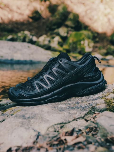 夏のアウトドアに最適な一足！Salomon XA PRO 3D AMPHIB徹底レビュー