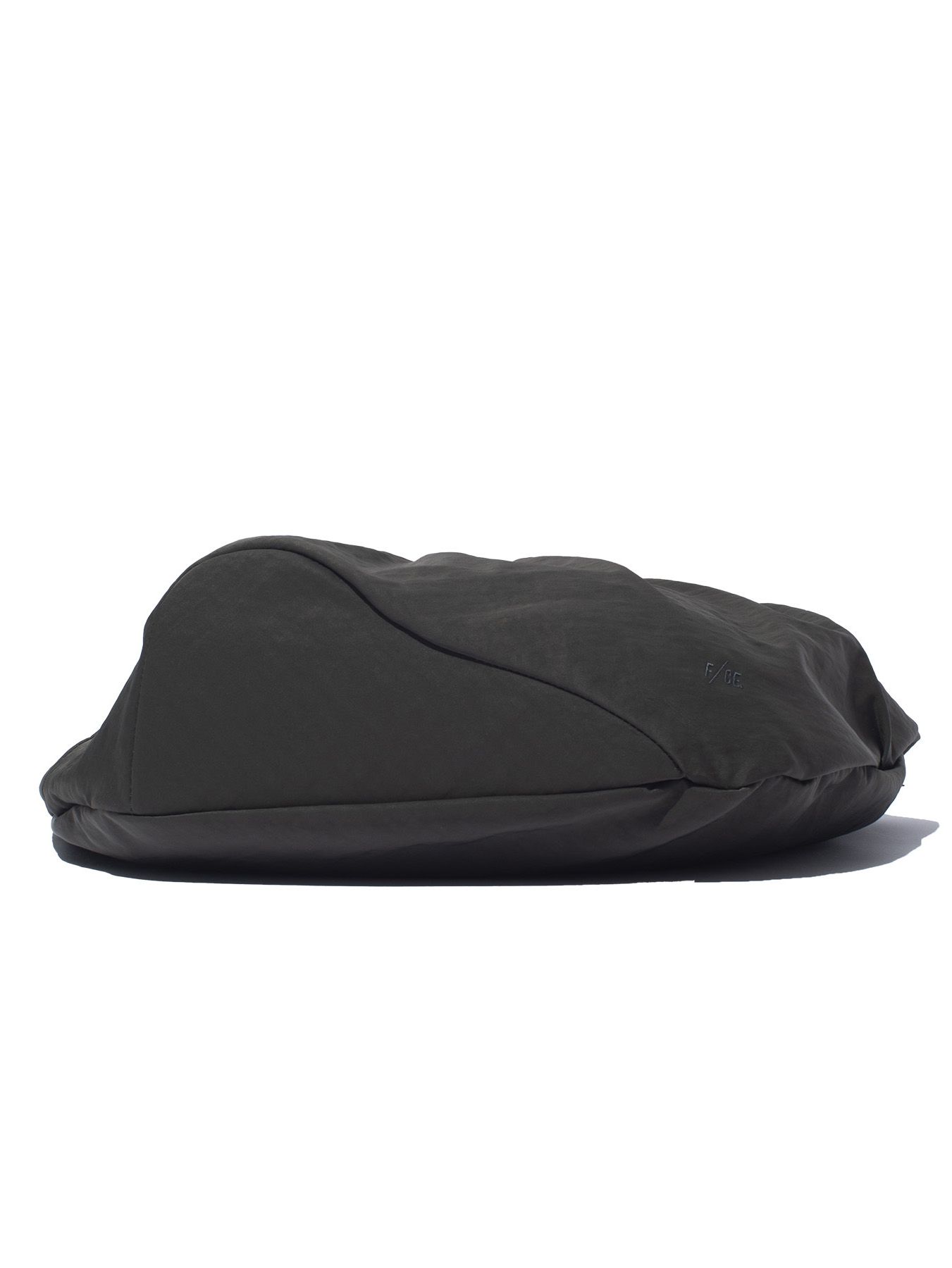 テクスチャード ツイル ボディバッグ  / TEXTURED TWILL BODY BAG （BLACK)