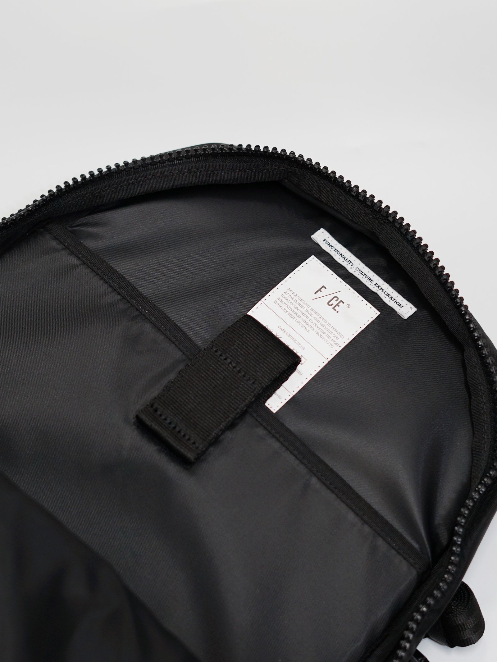 タクティカルバックパック / リュック  420 re/cor TACTICAL BP （BLACK)32L