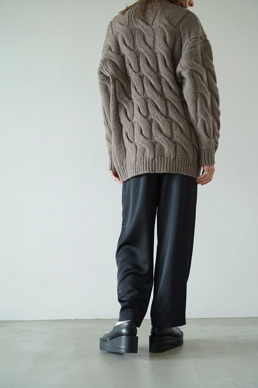 サテン スラックス パンツ - SATIN SLACKS PANTS - BLACK