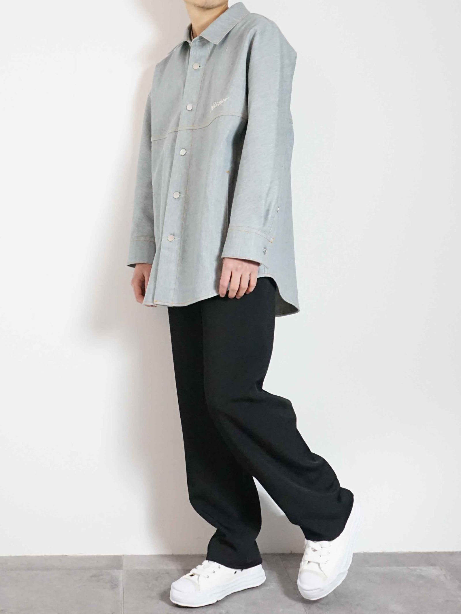 オーバーシャツ - overshirt in recycled denim