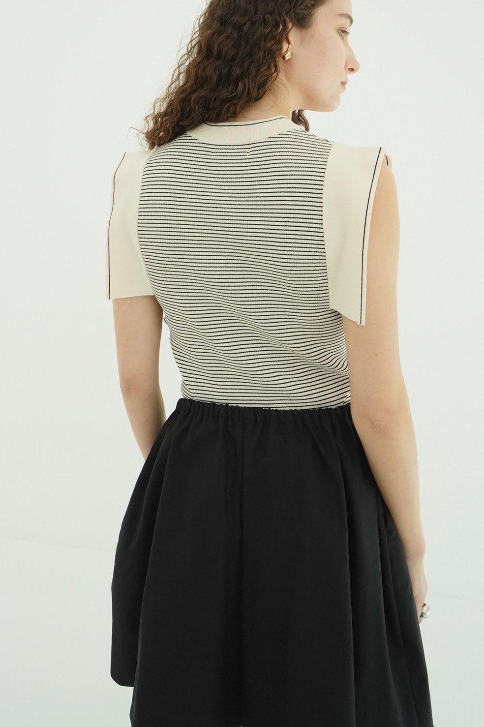 【26SS】 スクエアスリーブニットトップス - SQUARE SLEEVE KNIT TOPS (BORDER))