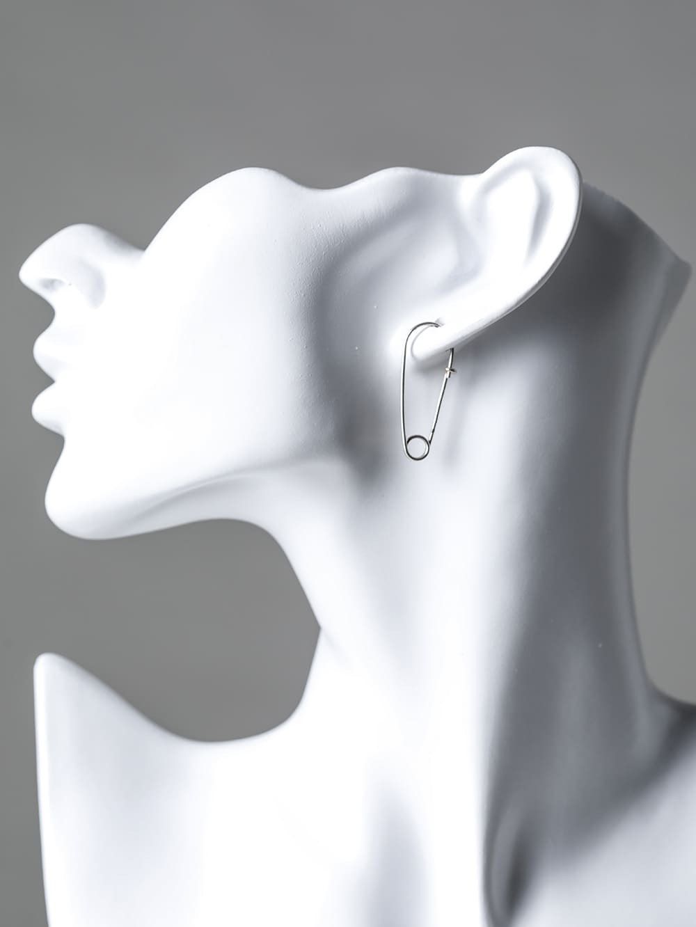 【両耳用】 イヤリング セーフティ ピン ファイン ピアス  - earrings safety pin fine - M4519