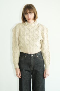 パール ニットトップス - PEARL NECK KNIT TOPS - IVORY