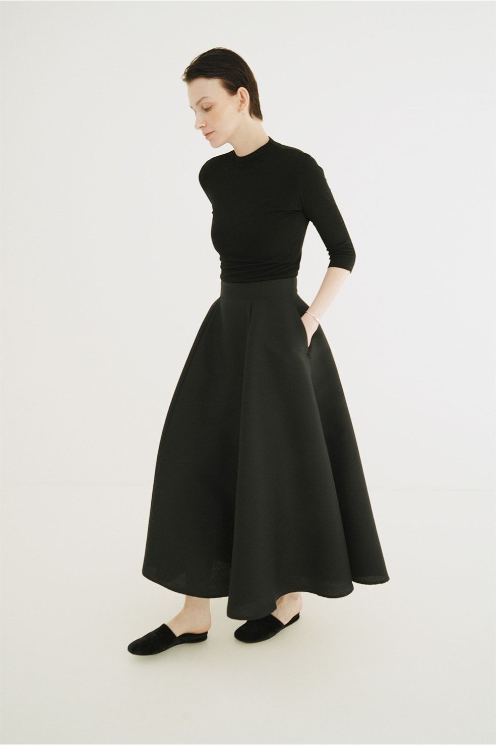 ボリュームフレアスカート -  VOLUME FLARE SKIRT (BLACK)