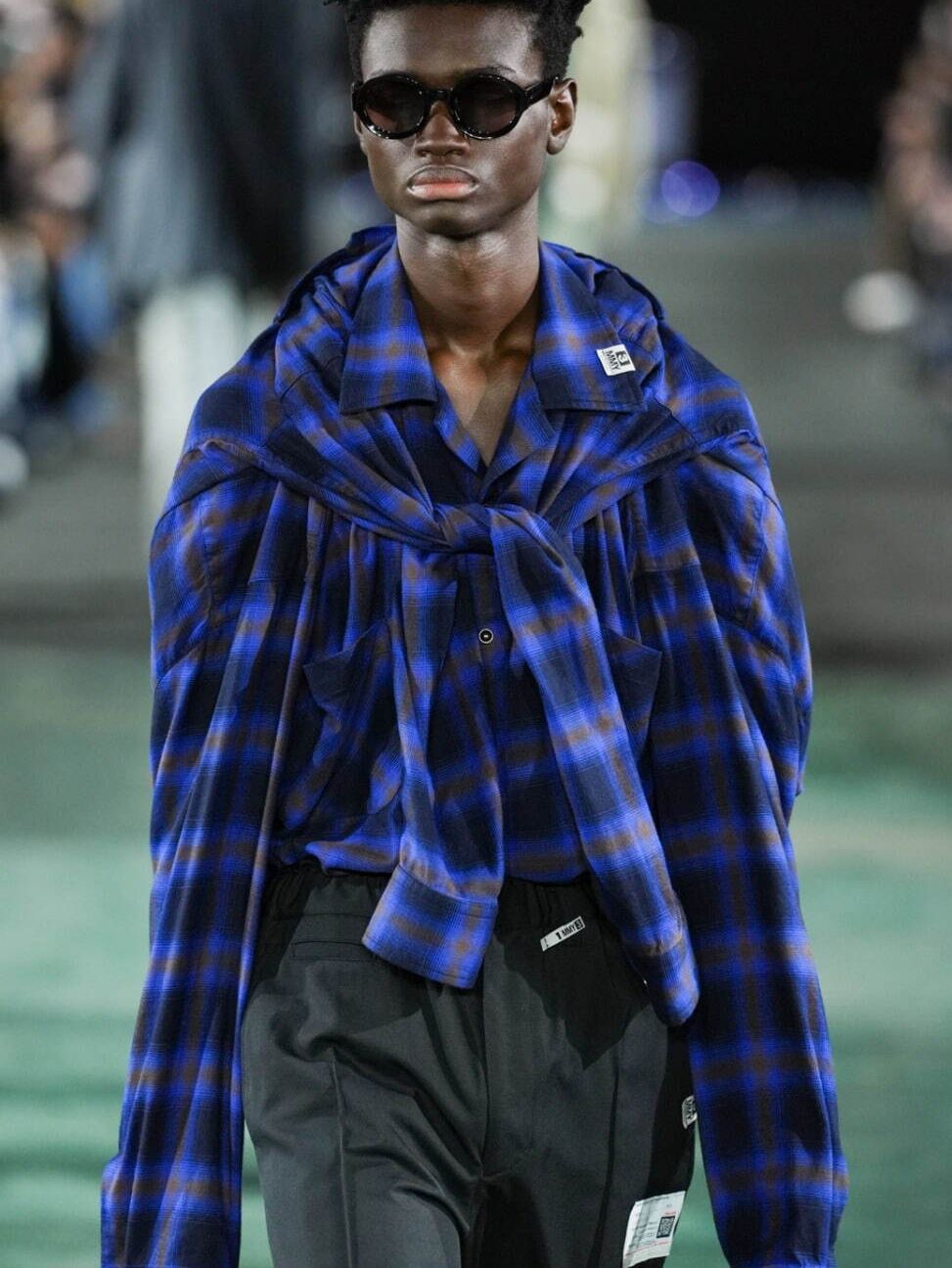 レイヤードチェックシャツ - Sleeve Layered Check Shirt (BLUE)
