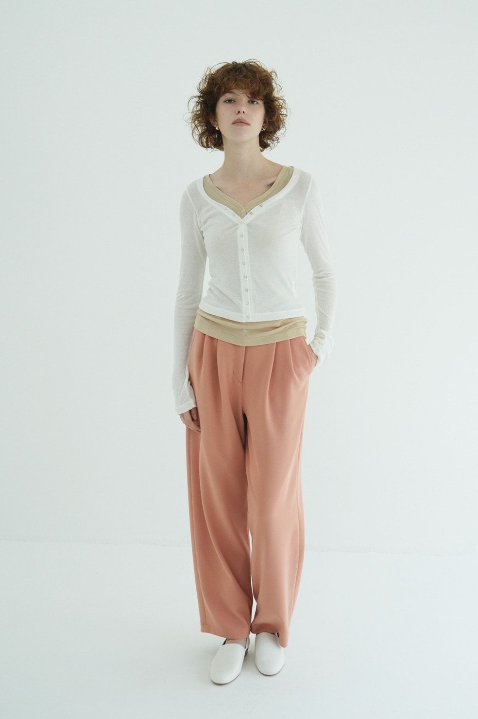 タンクトップ+カーディガン - CURVED NECK LAYERED SET TOPS （WHITE）