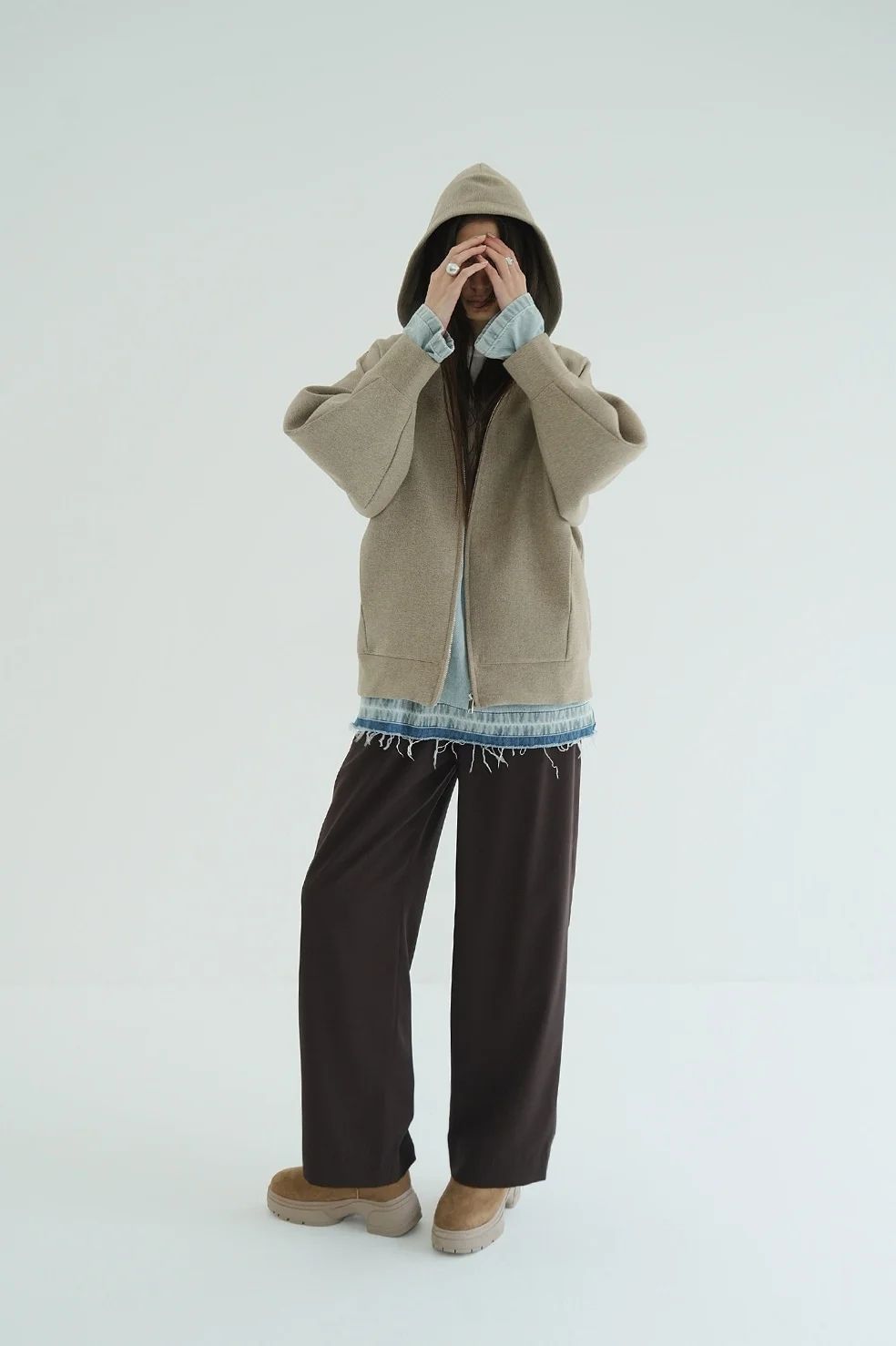 【25AW】 ベーシックタックパンツ -  BASIC TUCK PANTS (BROWN)