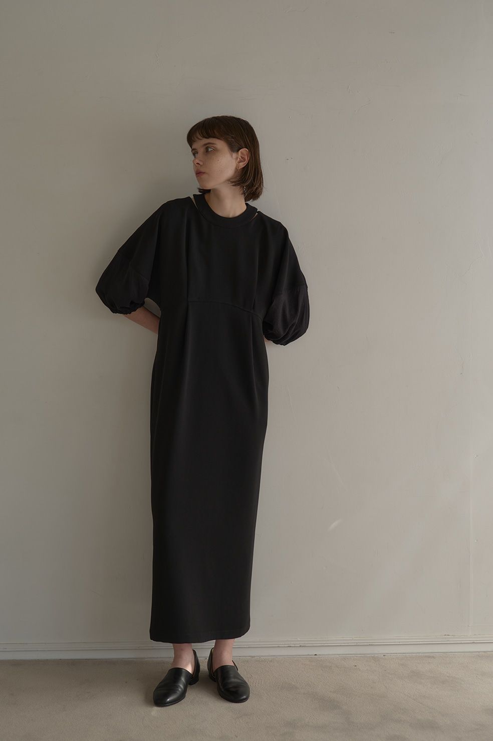 ボリューム スリーブ ワンピース - VOLUME SLEEVE ONE PIECE - BLACK