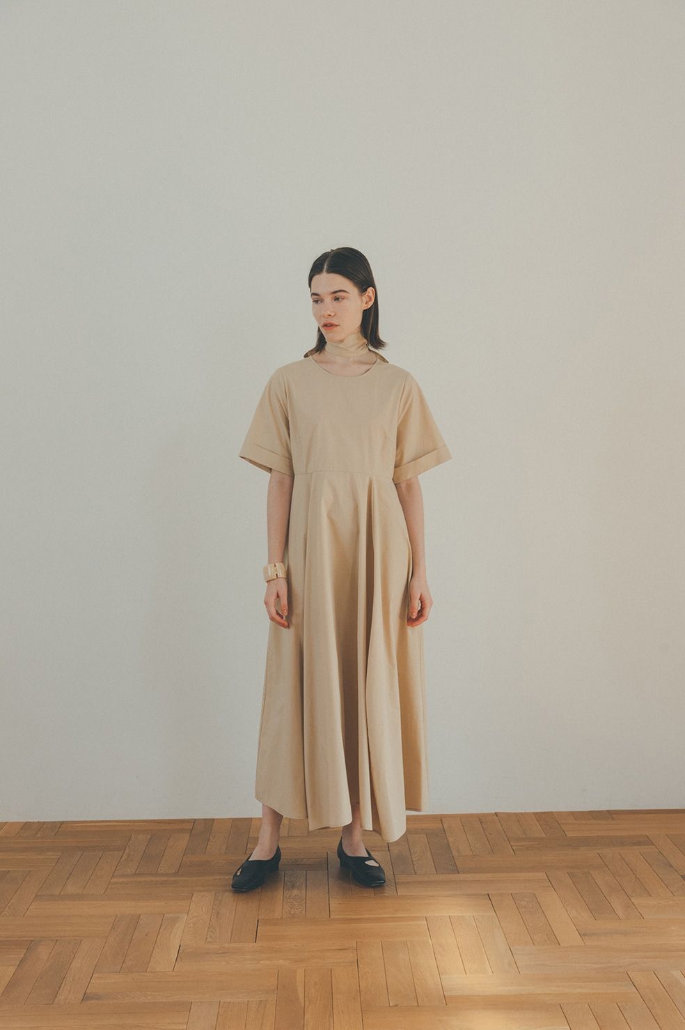 CLANE - ワイドベルトマキシワンピース - WIDE BELT MAXI ONE PIECE - BEIGE | ADDICT WEB SHOP