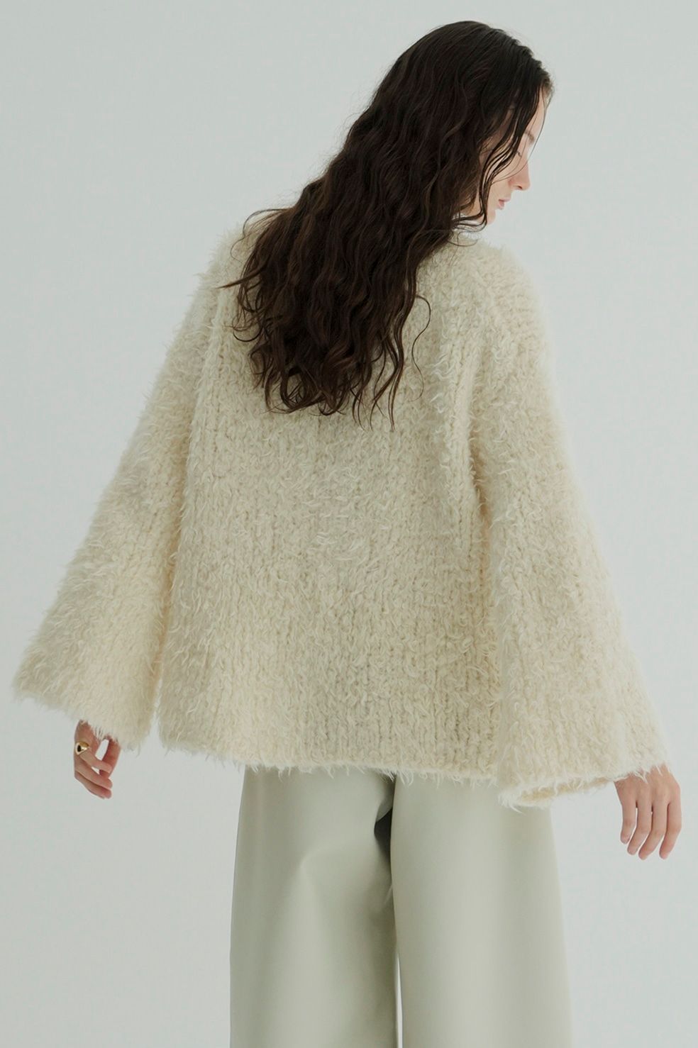ベアシャギー ハンドニットトップス - BEAR SHAGGY HAND KNIT TOPS - IVORY