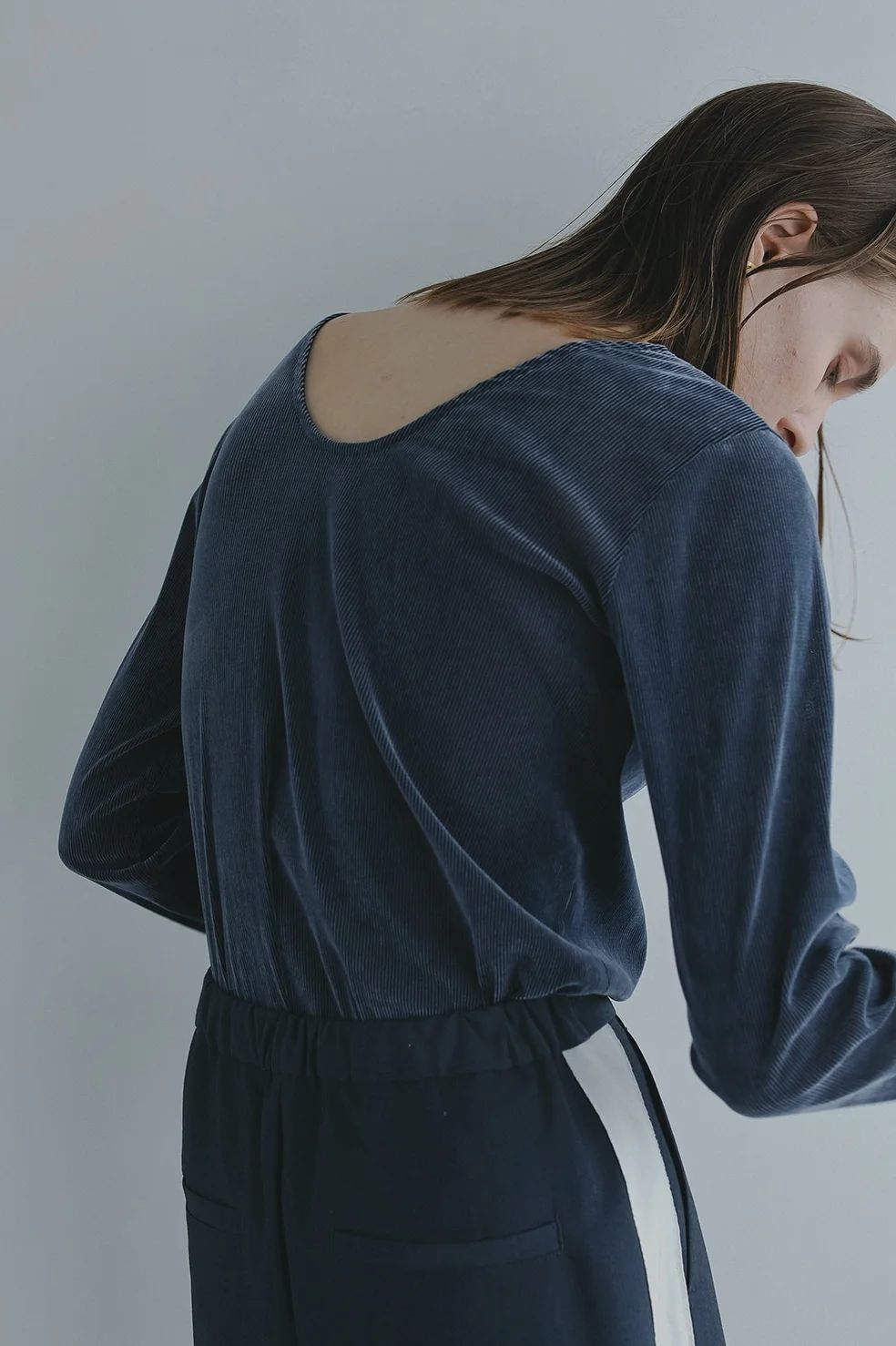 チュール フロッキー ストライプ トップス - TULLE FLOCKED STRIPE TOPS (BLUE)