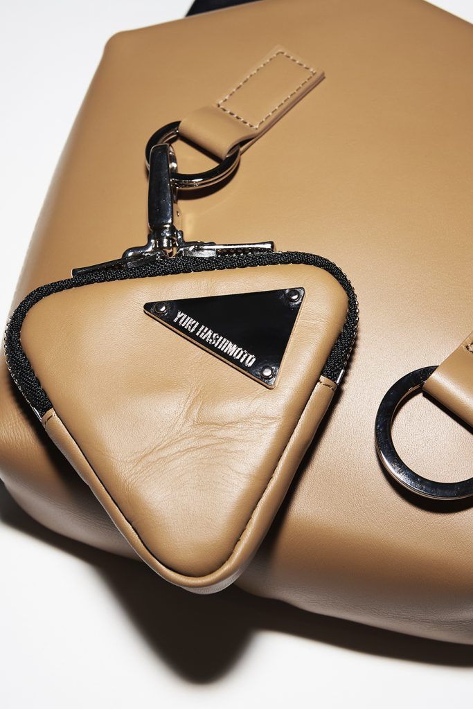 ペンタゴンバッグ - 3D PENTAGON BAG CAMEL
