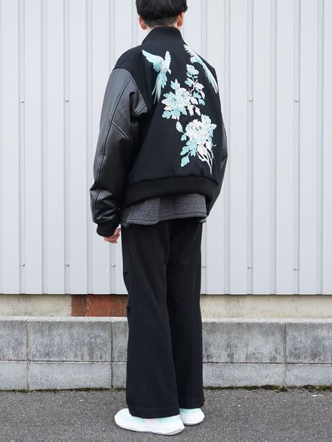 【R-指定さん着用モデル】Flower Embroidery Stadium Jumperのおすすめコーデ