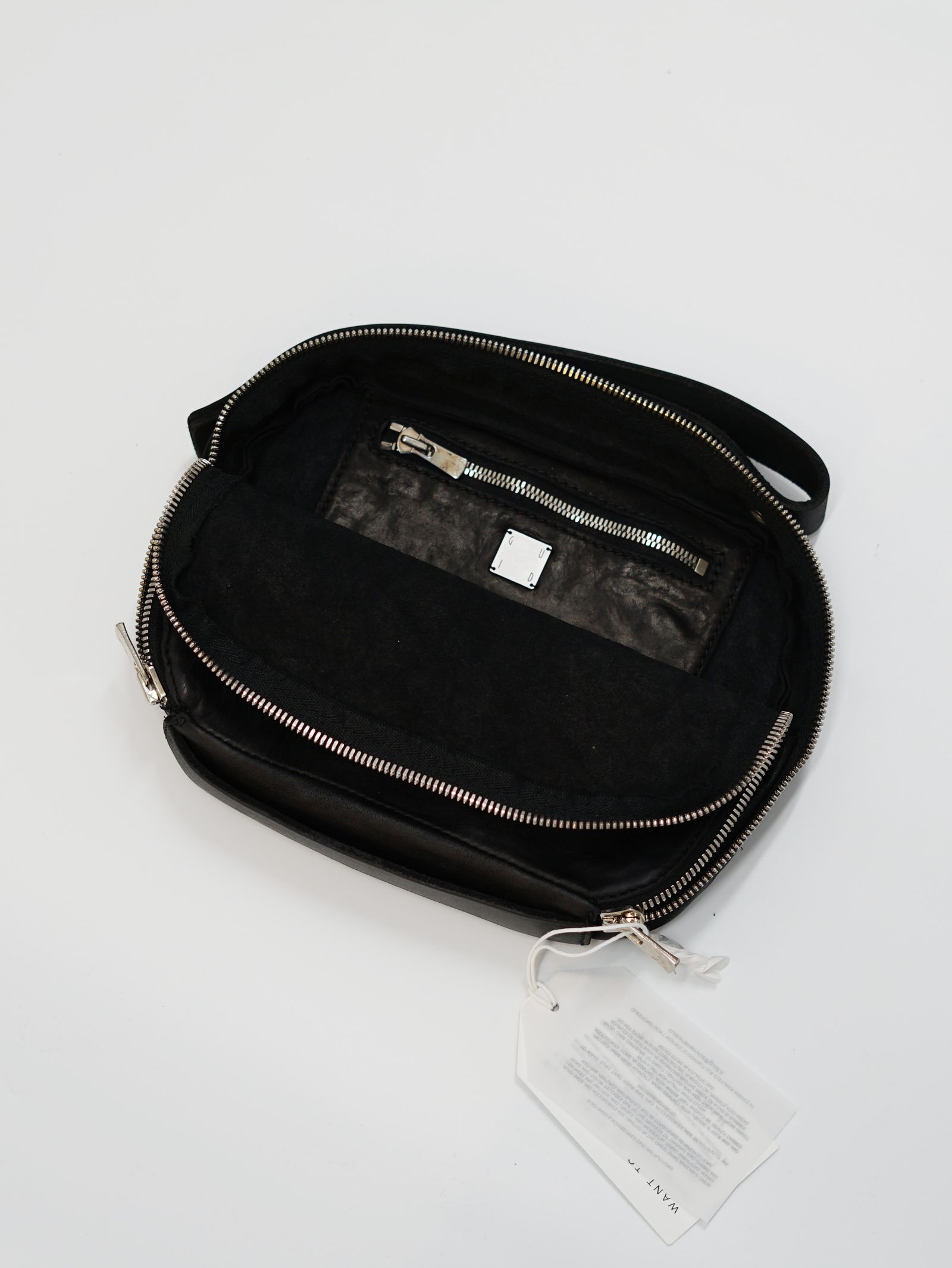 レザークラッチバッグ - W6 LEATHER CLUTCH (BLACK)