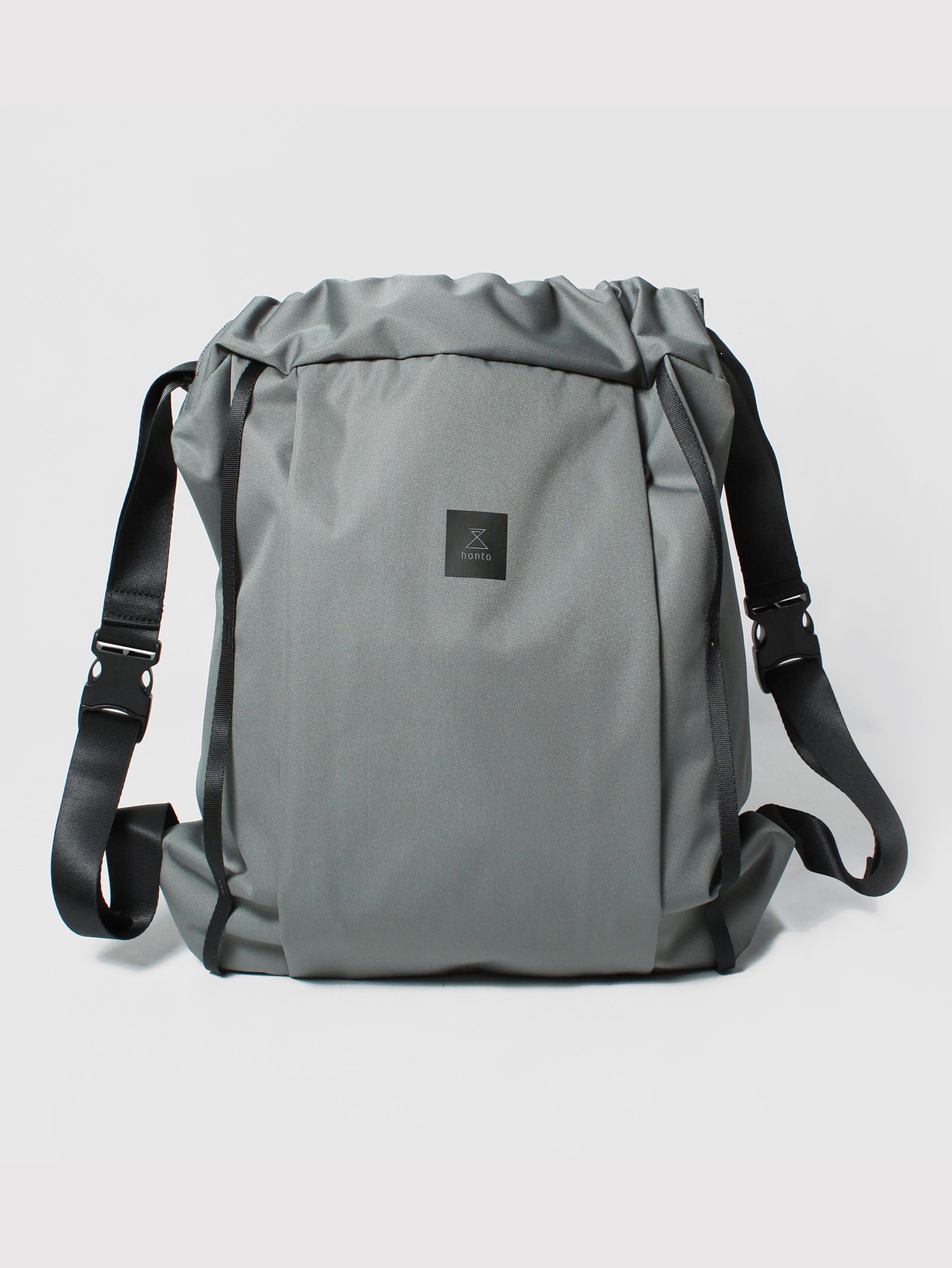 超人気の honto コーデュラ 【美品】CORDURA 巾着型リュック ブラック