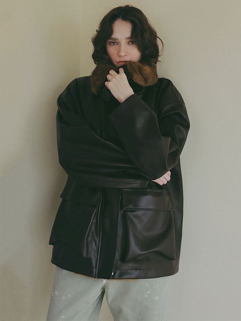 ファーカラーフェイクレザーブルゾン （BROWN)