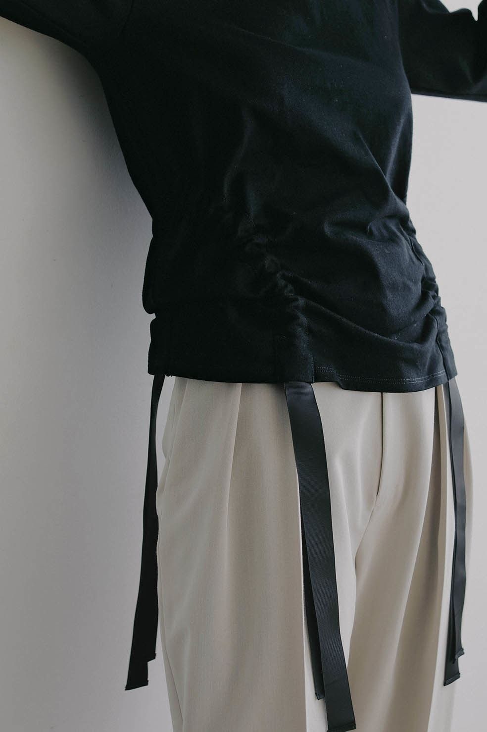 サイドリボントップス - SIDE RIBBON CUT TOPS (BLACK)