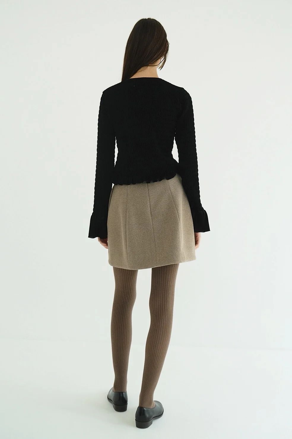 シャーリング デザイン ブラウス - SHIRRING DESIGN BLOUSE (BLACK)