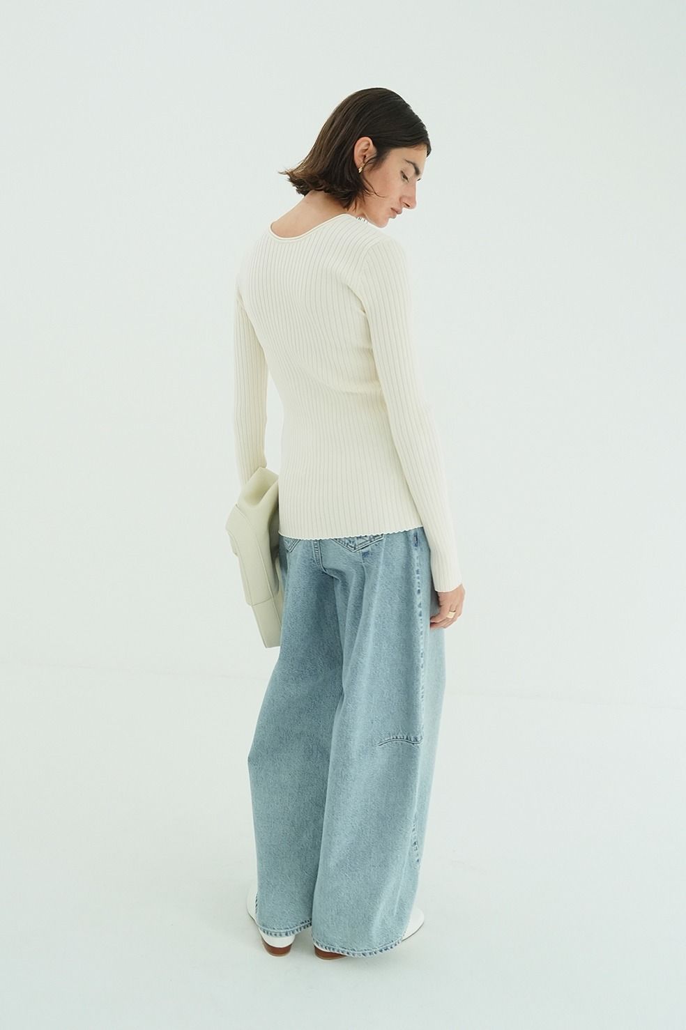 ダブルフェイスニットトップス - W FACE GOLD BUTTON KNIT TOPS (IVORY)