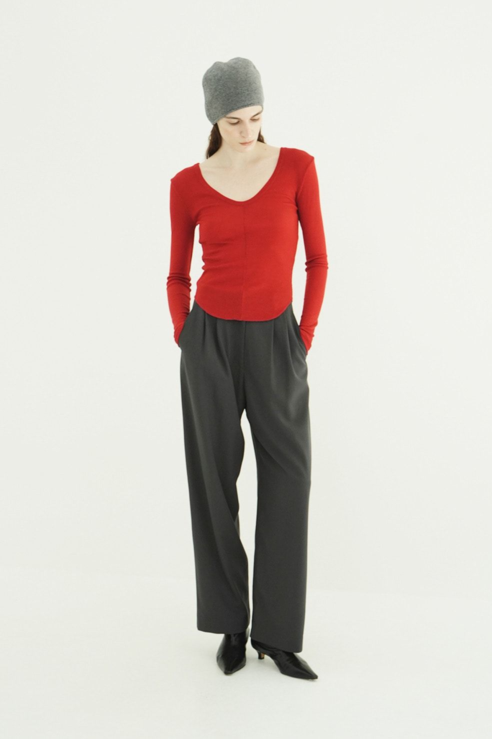【26AW】ベーシックタックパンツ - BASIC TUCK PANTS (GREY)