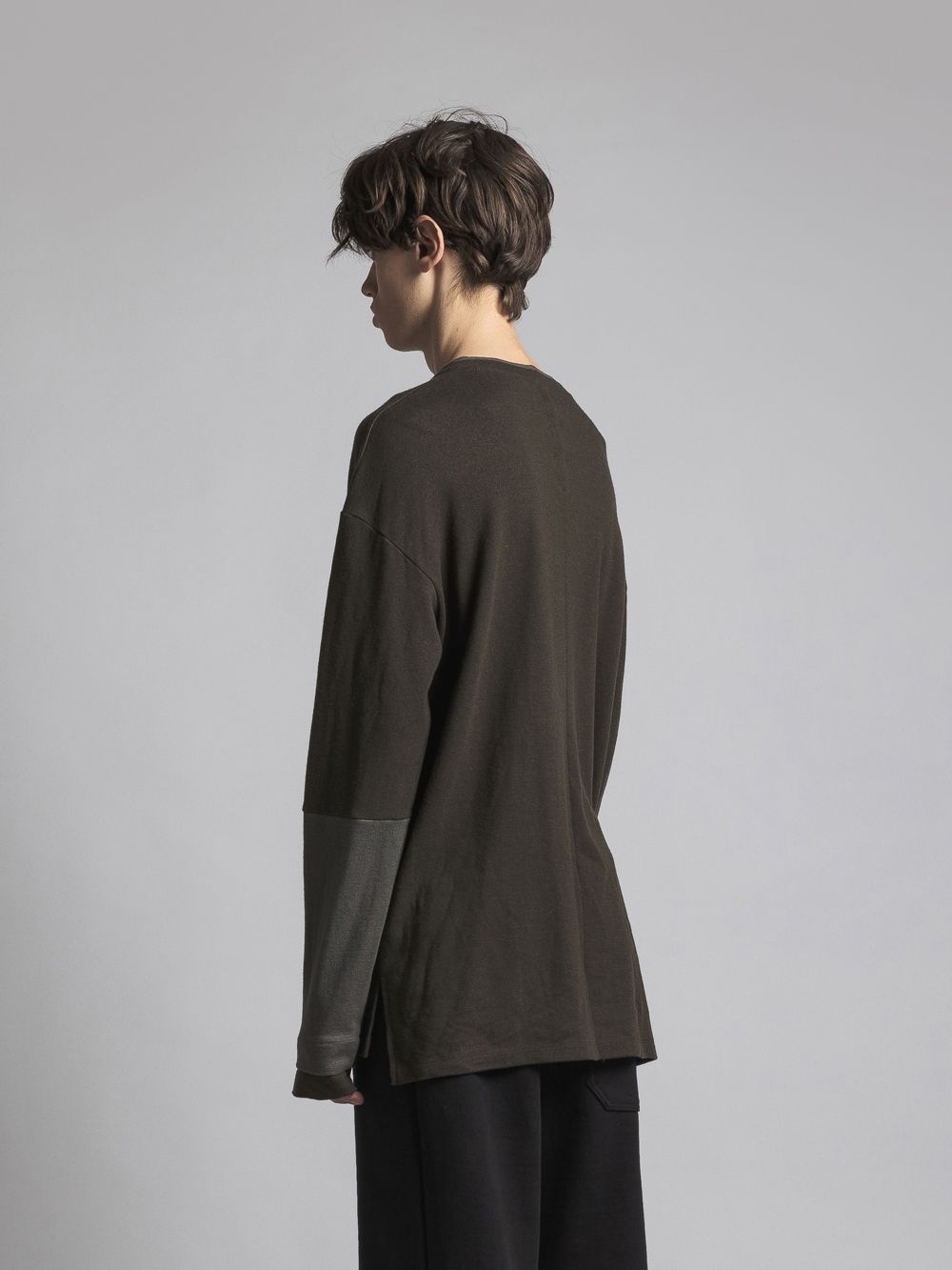 ウールスムースプルオーバー - Wool Smooth Pullover - DARK OD