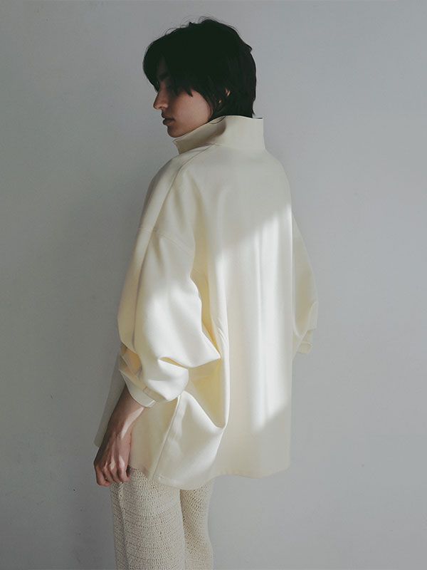 ハイネックドルマンスリーブシャツブルゾン (IVORY）
