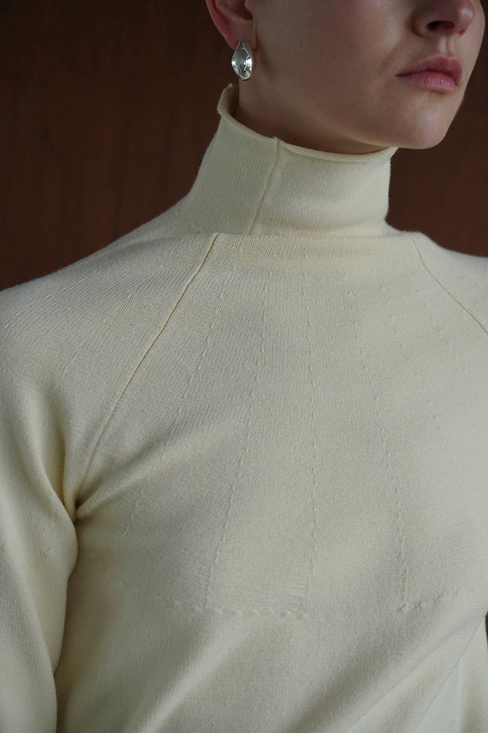 ベーシック ハイネック ニット - ROLL H/N KNIT TOPS - IVORY