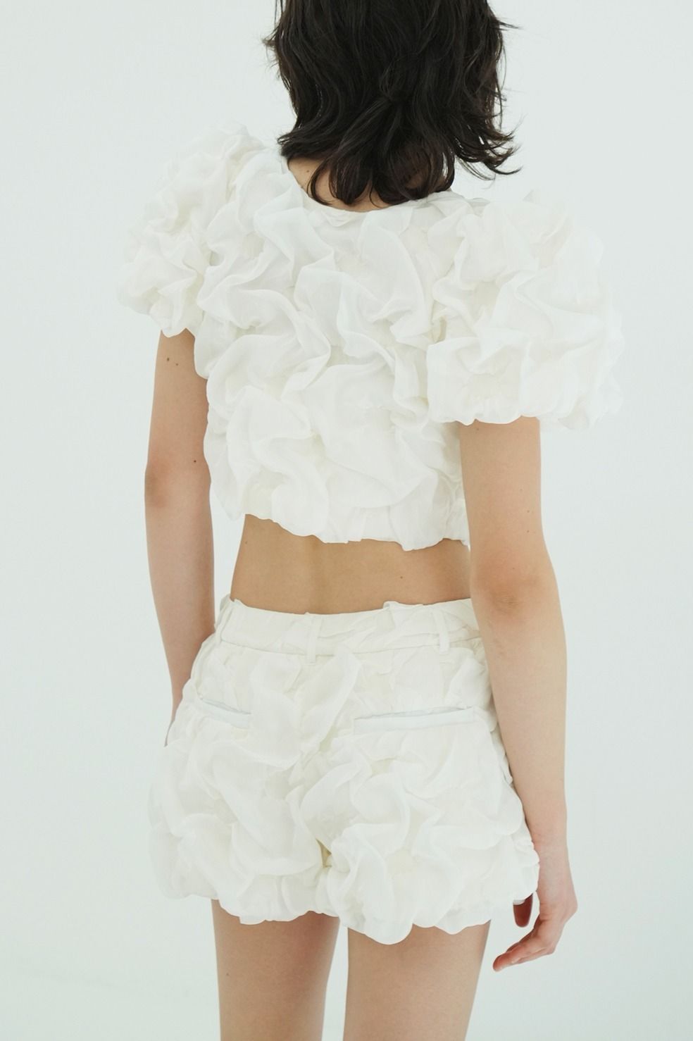 パフトップス - W FACE CLOUD PUFF SLEEVE TOPS (WHITE)