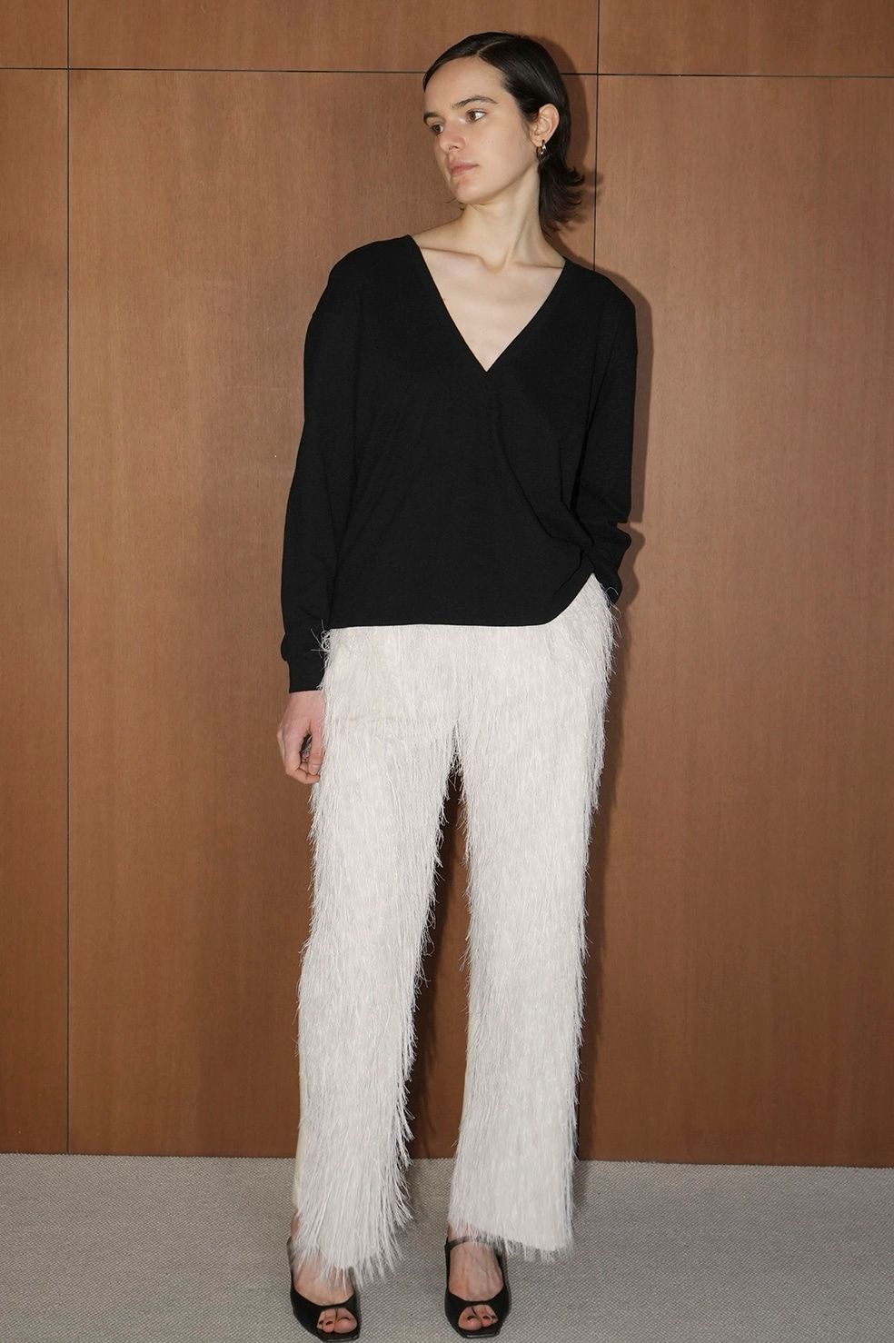 ディープ ブイネック トップス - ブラック - DEEP V NECK TOPS