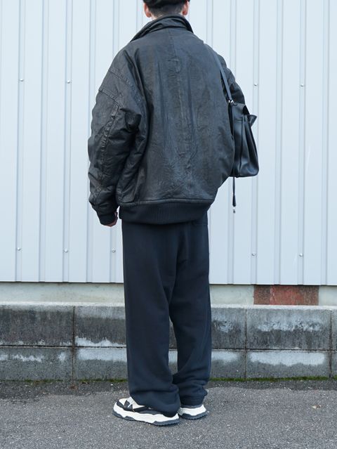 “BACKLASH × Maison MIHARA YASUHIRO” 拘りの革を使用したレザースタイル
