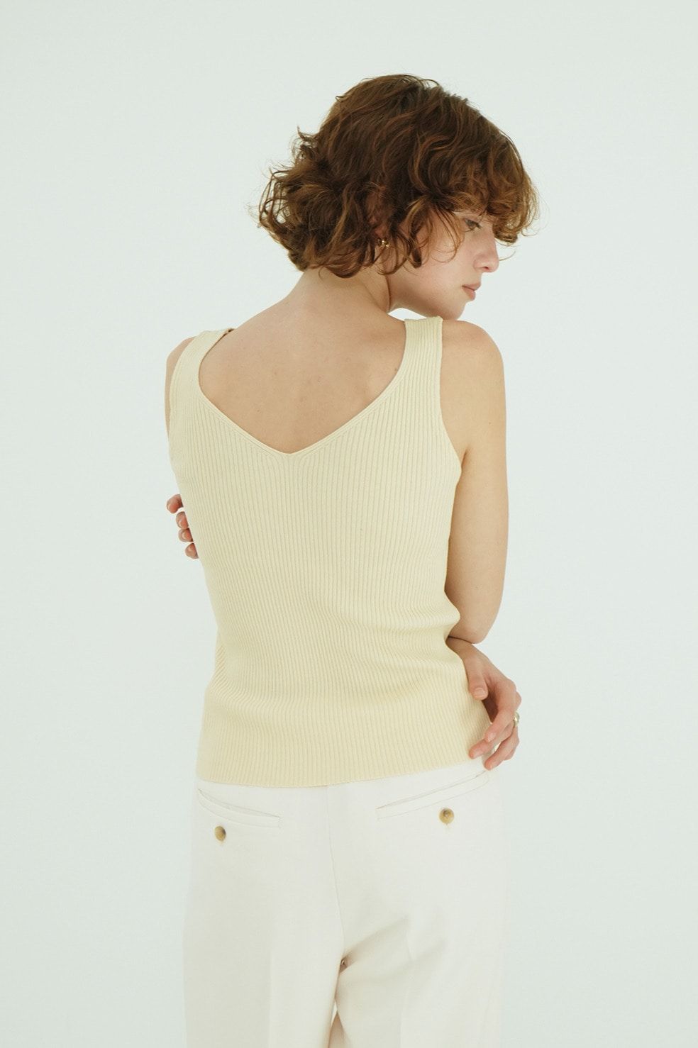 ニットタンクトップ - FLOWER MOTIF CAMI KNIT TOPS (YELLOW)