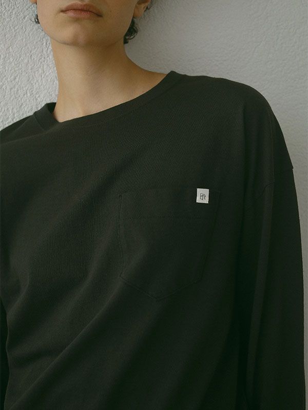 カフスデザインカットトップス - BLACK