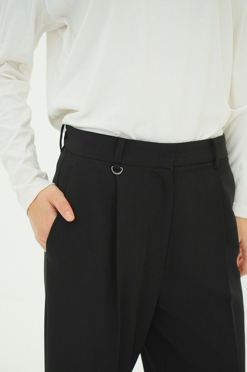 ツーウェイタックストレートパンツ - 2WAY TUCK STRAIGHT PANTS (BLACK)